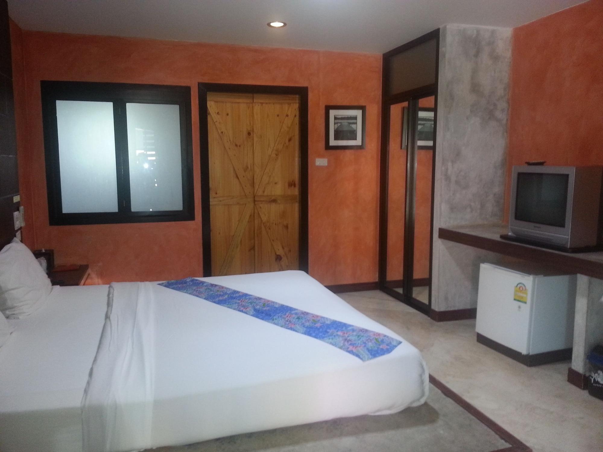 Tanisa Resort Chumphon Exterior foto