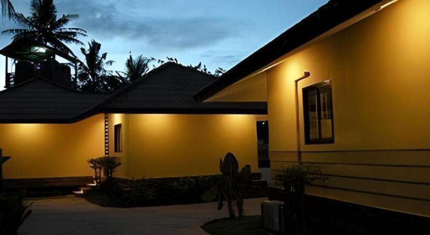 Tanisa Resort Chumphon Exterior foto