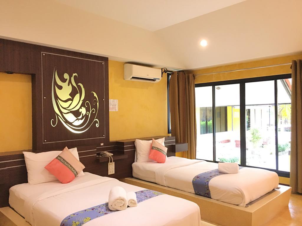 Tanisa Resort Chumphon Exterior foto