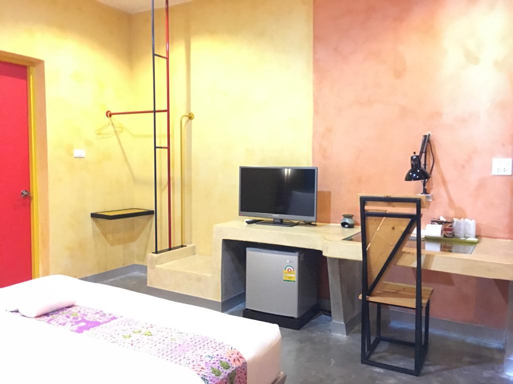 Tanisa Resort Chumphon Exterior foto